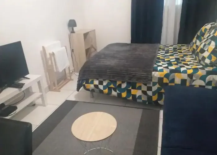 3 Chambres A Louer Dans L\'Appartement Deux Pas A Tramway2